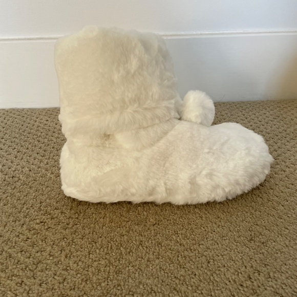 Cozy White Boot Slippers - Picture 2 of 3